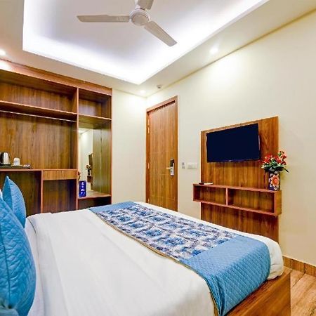 Hotel Rosewood Near Delhi Airport Új-Delhi Kültér fotó